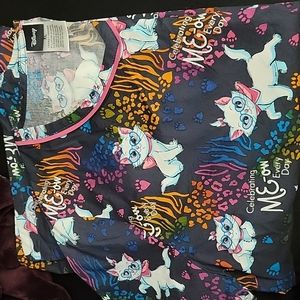 Disney kitty scrub top